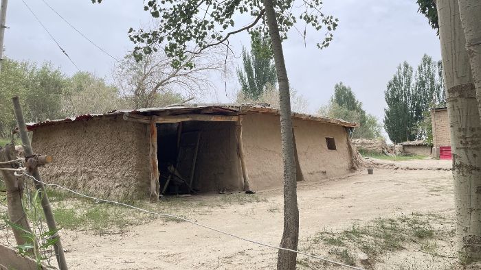 ����ɽ�������� ���zн������������̽���½���ĩ�����R�����z��ˇ